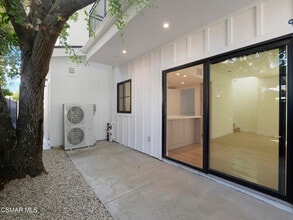 3190 Los Robles Rd in Thousand Oaks, CA - Building Photo - Building Photo