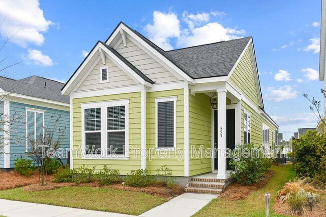 property at 553 Sound Dr