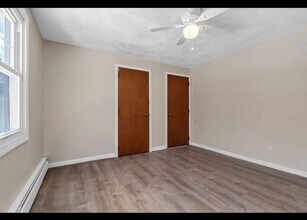 14 Monson St in Johnston, RI - Building Photo - Building Photo