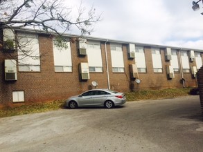 Ridgecrest Apartments in Birmingham, AL - Foto de edificio - Building Photo