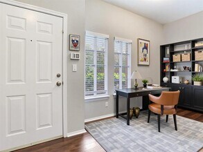 135 S Sherrill St in Tampa, FL - Building Photo - Building Photo