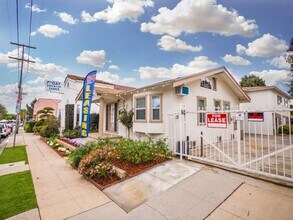 1519-1521 Purdue Ave. in Los Angeles, CA - Building Photo - Interior Photo