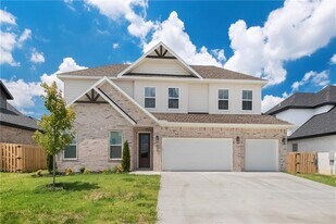 550 Apollo Dr in Centerton, AR - Building Photo