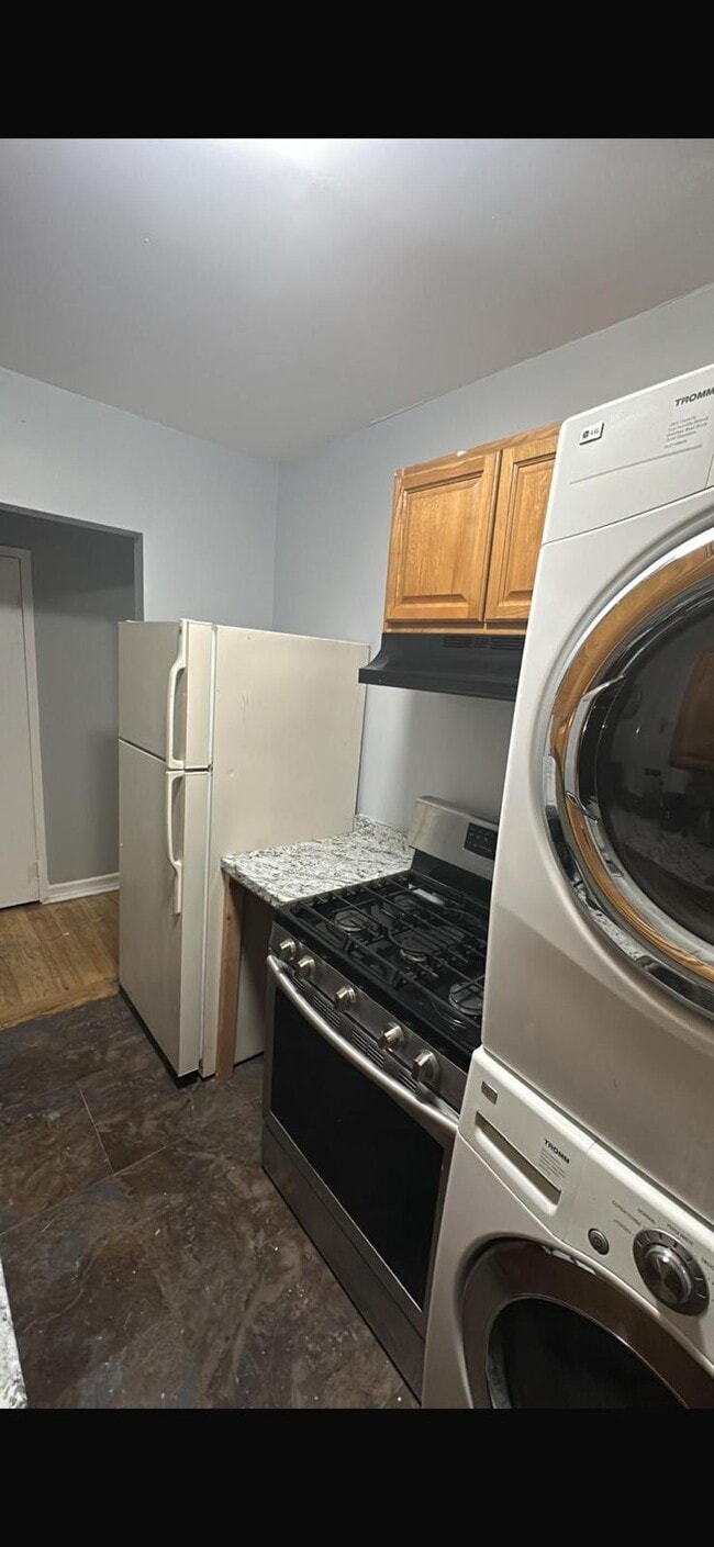 1200 Woodycrest Ave, Unit Apt 2F in Bronx, NY - Building Photo - Building Photo