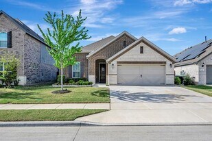 1104 Superbloom Ave in Justin, TX - Building Photo