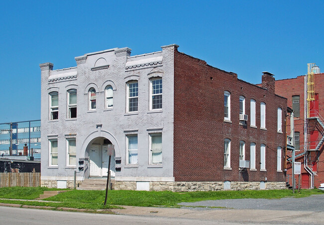 2013-2015 Grand Avenue