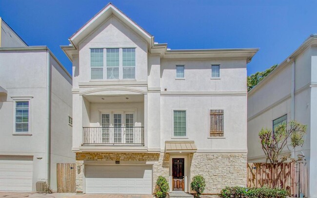 property at 1414 Sabine St