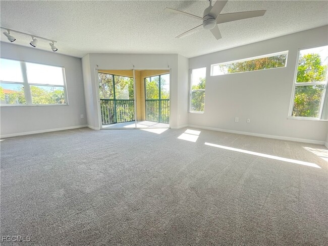 8851 Colonnades Ct W in Bonita Springs, FL - Building Photo - Building Photo