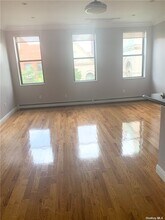 114 E 117th St-Unit -6 in New York, NY - Building Photo - Building Photo