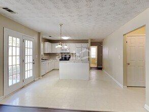 3801 Bogan Mill Rd in Buford, GA - Building Photo - Building Photo