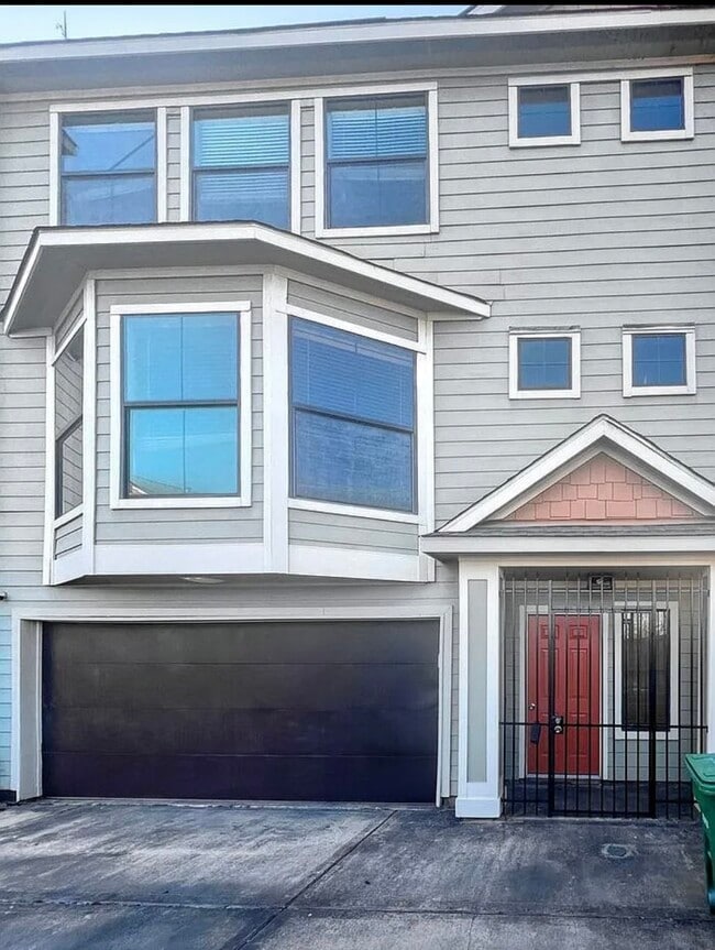 property at 2009 Wichita St