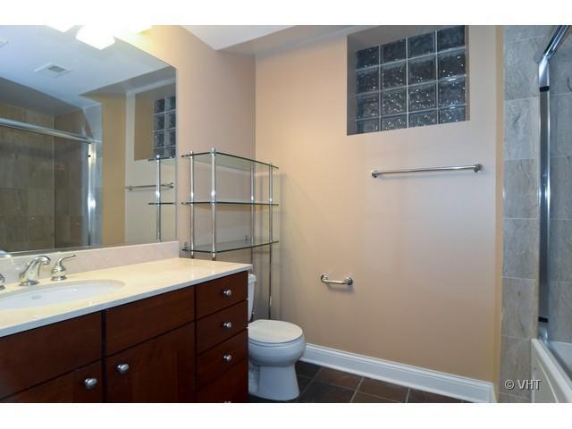 700 W Aldine Ave in Chicago, IL - Building Photo - Building Photo