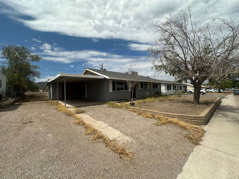 327 Fairhaven Rd in Kearny, AZ - Building Photo