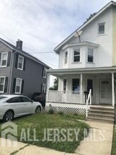 162 High St in South Bound Brook, NJ - Building Photo - Building Photo