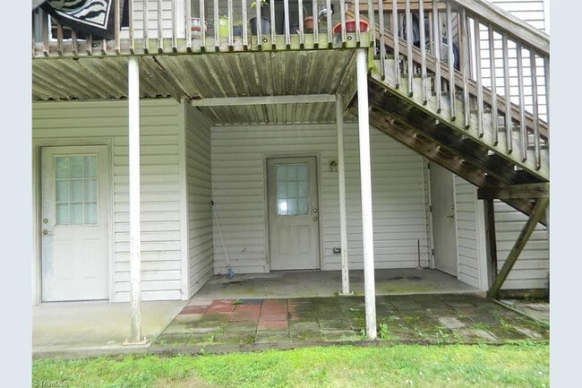 property at 819 Belmont Dr