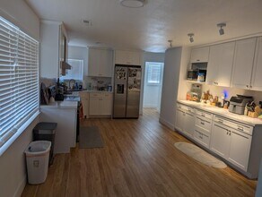 1045 Washington St in Reno, NV - Building Photo - Building Photo