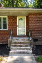 13141 Overhill Dr in Glen Allen, VA - Building Photo - Building Photo