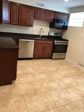 1913 Searles Rd in Dundalk, MD - Building Photo - Building Photo