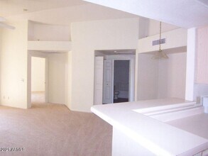 1800 W Elliot Rd in Chandler, AZ - Building Photo - Building Photo