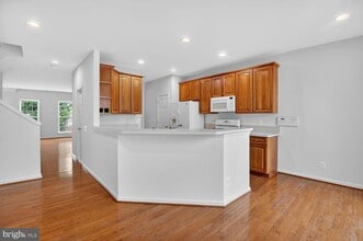8908 Purple Lilac Cir in Lorton, VA - Building Photo - Building Photo