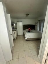 5875 W 20th Ave in Hialeah, FL - Building Photo - Building Photo