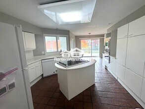 2800 Hunter Dr in Medina, MN - Building Photo - Building Photo