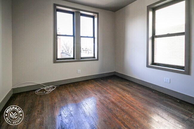 1223 Bushwick Ave in Brooklyn, NY - Building Photo - Building Photo
