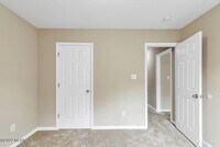 214 Bonanza Dr photo'