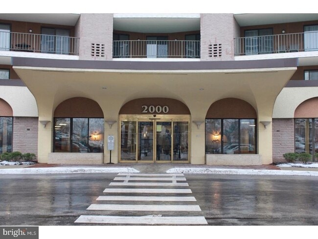21122 Valley Forge Cir in King of Prussia, PA - Building Photo - Building Photo