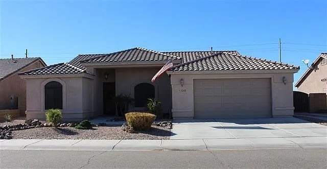 property at 11242 S Sally Dr