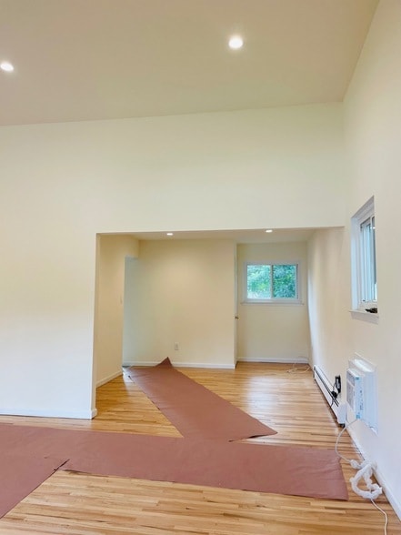 18 William St in Glen Cove, NY - Building Photo - Building Photo