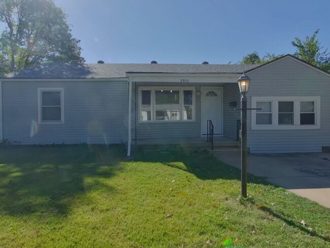property at 2925 Evans St