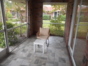 2722 Arbutus St in Naples, FL - Foto de edificio - Building Photo