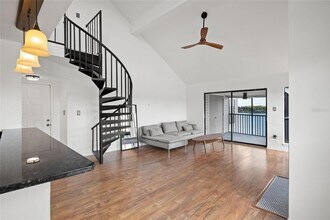 3127 W Sligh Ave in Tampa, FL - Building Photo - Building Photo