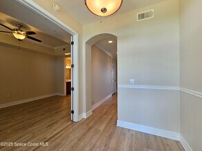590 S Banana River Dr in Merritt Island, FL - Building Photo - Building Photo