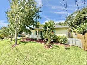 630 Mac Crillus Rd in Largo, FL - Building Photo - Building Photo