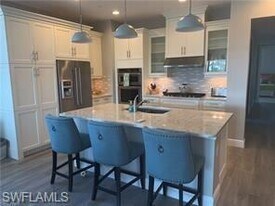 16390 Viansa Wy in Naples, FL - Building Photo