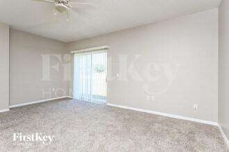 702 Cotulla Dr in Kissimmee, FL - Building Photo - Building Photo