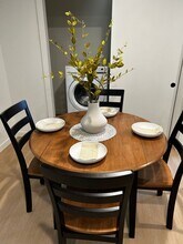 1000 S Holladay Dr in Seaside, OR - Foto de edificio - Building Photo