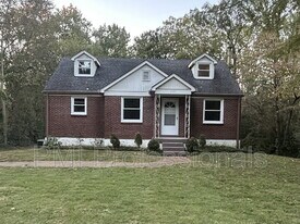 2905 Ironwood Dr in Nashville, TN - Building Photo