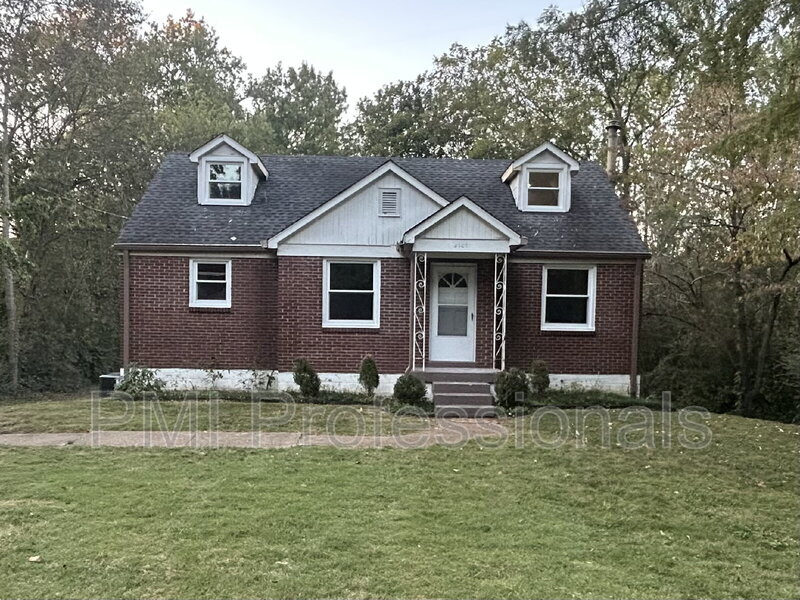 2905 Ironwood Dr in Nashville, TN - Building Photo