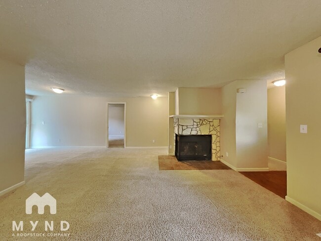 19225 SW Prospect Pl in Beaverton, OR - Building Photo - Building Photo