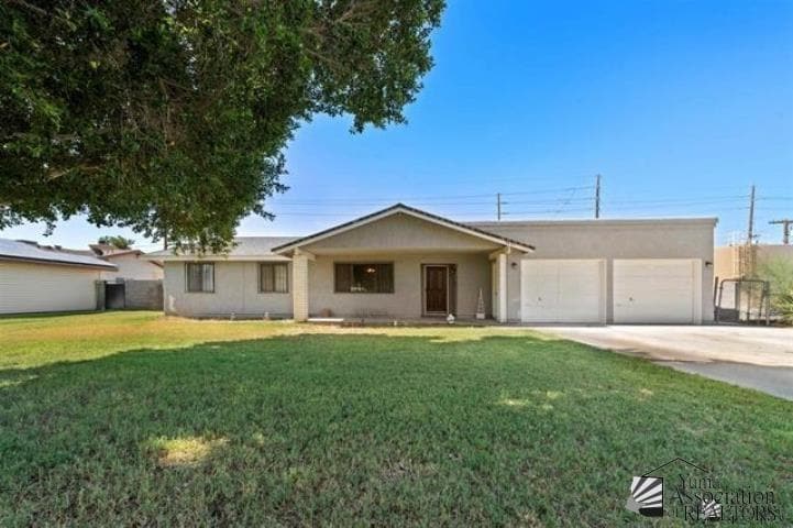 3431 E Cecelia Ln in Yuma, AZ - Building Photo
