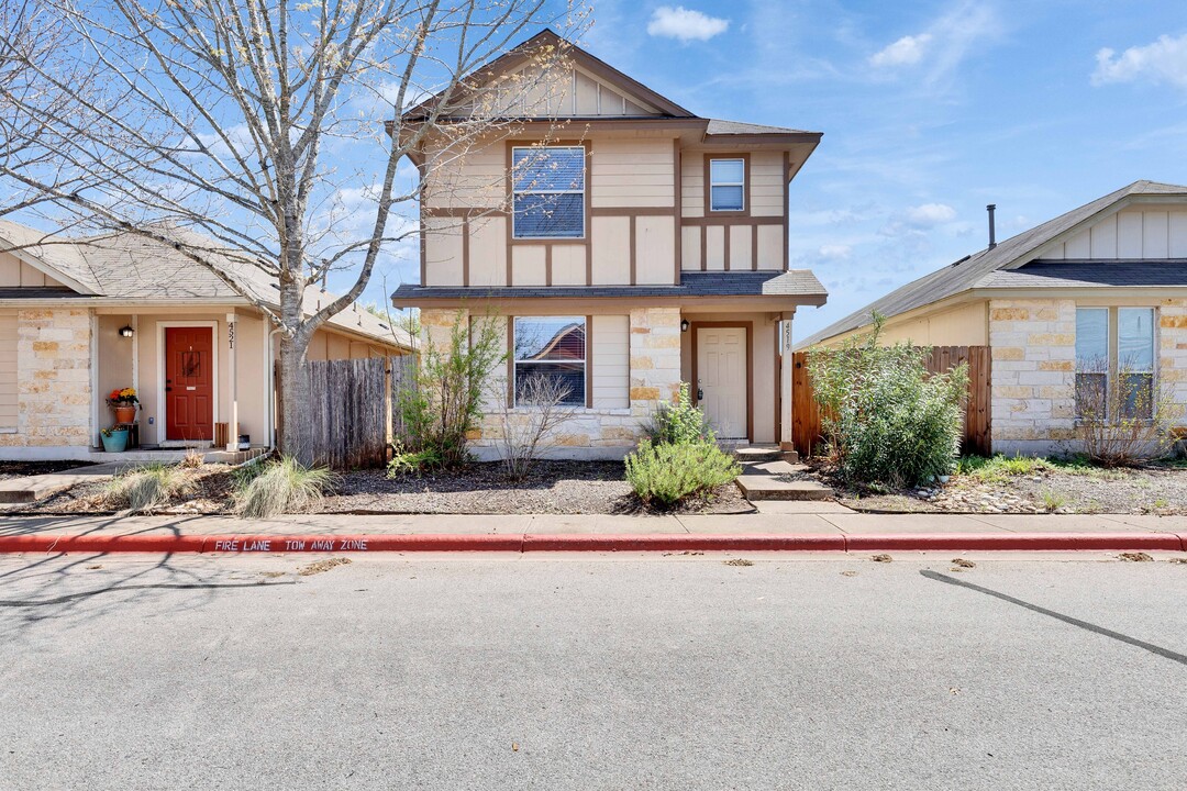 4519 Secure Ln in Austin, TX - Building Photo