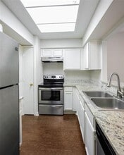 8600 Coppertowne Ln in Dallas, TX - Building Photo - Building Photo