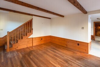 129 1/2 Summer Street Unit in Plymouth, MA - Building Photo - Building Photo