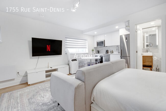 property at 1755 R. Saint-Denis