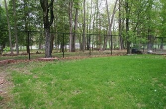 46 Commonwealth Ave in Middletown, NY - Building Photo - Building Photo