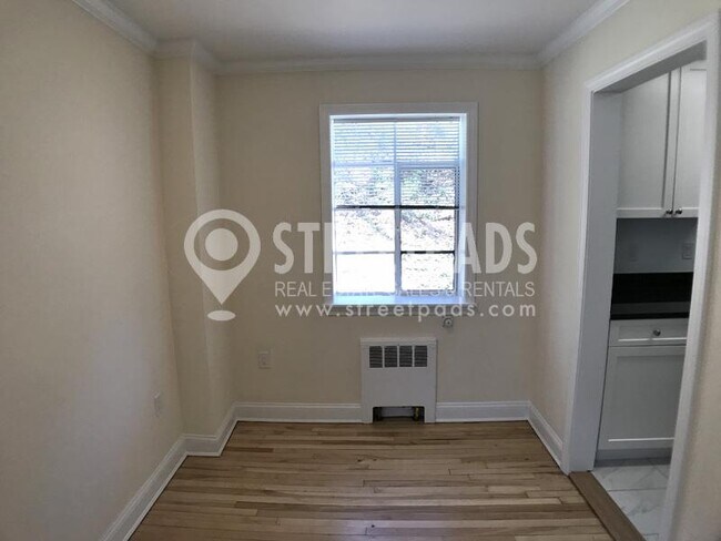 80 St Paul St in Brookline, MA - Building Photo - Building Photo