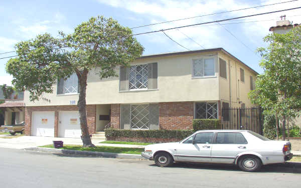 1755 E 2nd St in Long Beach, CA - Foto de edificio - Building Photo